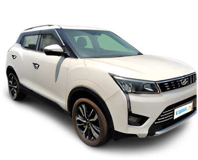 Mahindra XUV300-img